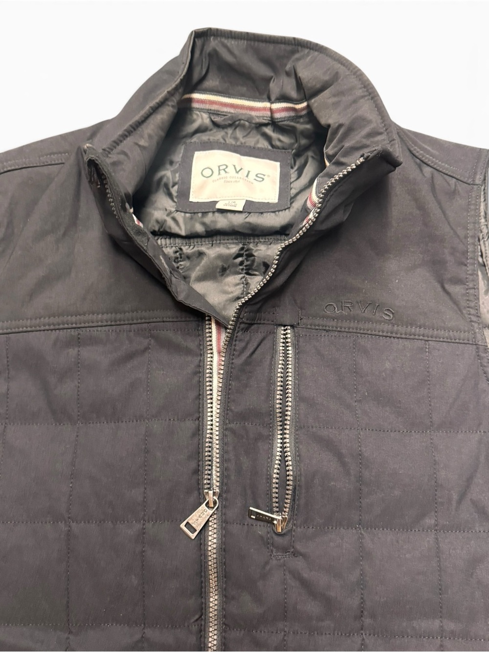 Orvis Men's Quilted vest in Black